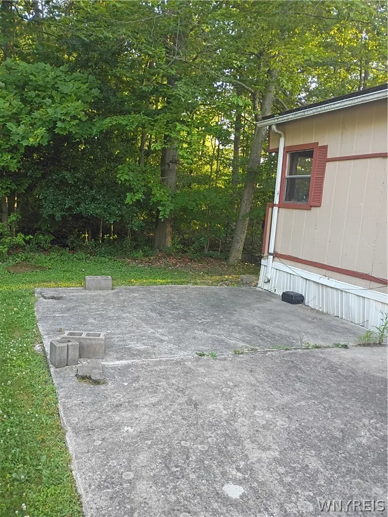 93 Waterview Parkway, Hamburg, New York 14075, Hamburg, New York 14075, 3 Bedrooms Bedrooms, 5 Rooms Rooms,1 BathroomBathrooms,Residential,For Sale,93 Waterview Parkway, Hamburg, New York 14075,0,B1696911