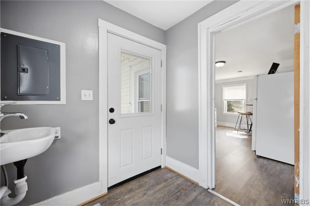 5099 Big Tree Road, Orchard Park, New York 14127, Orchard Park, New York 14127, 2 Bedrooms Bedrooms, 6 Rooms Rooms,2 BathroomsBathrooms,Residential,For Sale,5099 Big Tree Road, Orchard Park, New York 14127,0,B1697110