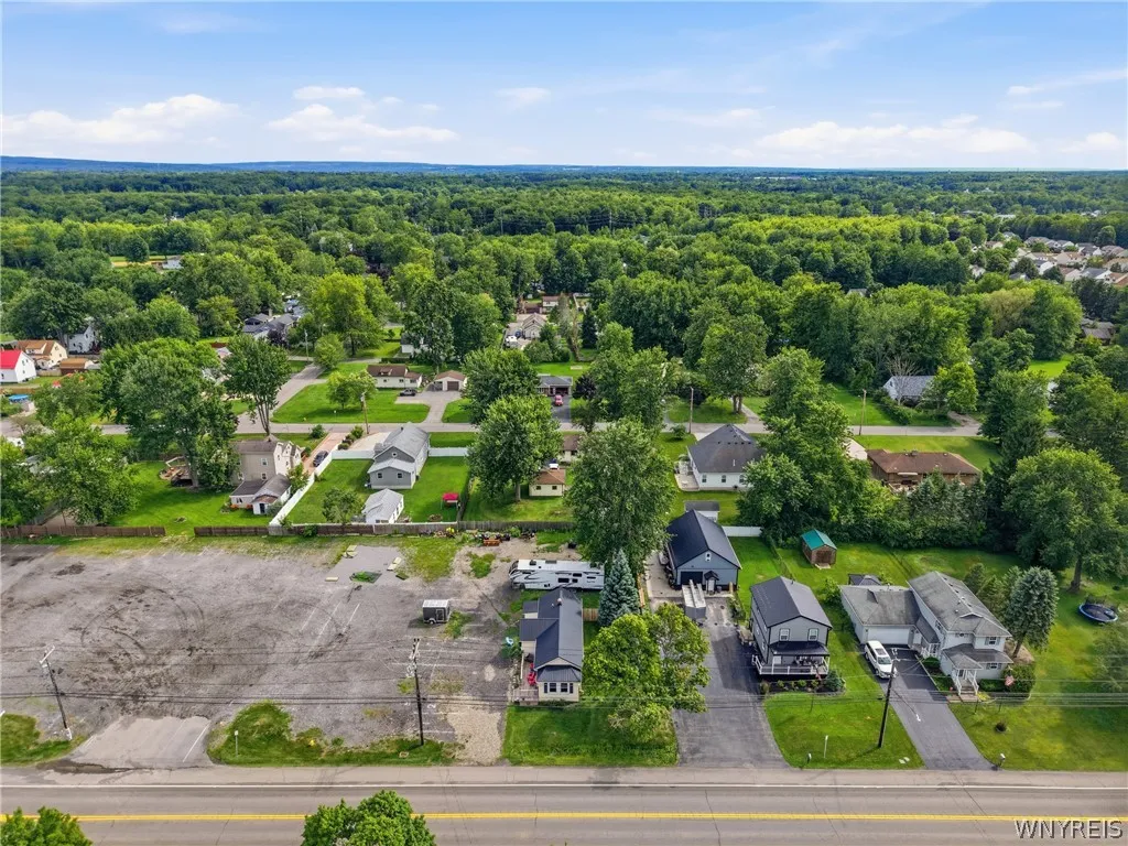 5099 Big Tree Road, Orchard Park, New York 14127, Orchard Park, New York 14127, 2 Bedrooms Bedrooms, 6 Rooms Rooms,2 BathroomsBathrooms,Residential,For Sale,5099 Big Tree Road, Orchard Park, New York 14127,0,B1697110