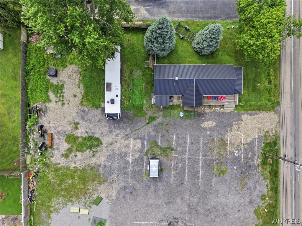 5099 Big Tree Road, Orchard Park, New York 14127, Orchard Park, New York 14127, 2 Bedrooms Bedrooms, 6 Rooms Rooms,2 BathroomsBathrooms,Residential,For Sale,5099 Big Tree Road, Orchard Park, New York 14127,0,B1697110