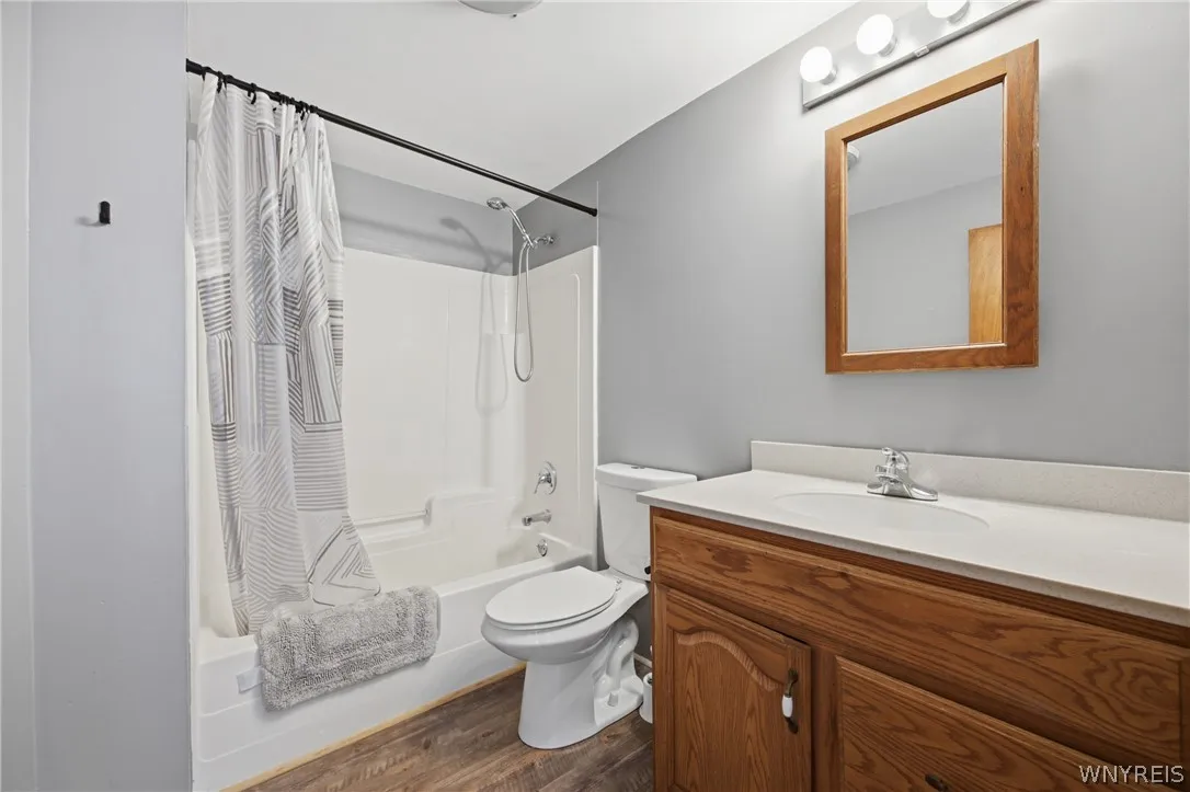 5099 Big Tree Road, Orchard Park, New York 14127, Orchard Park, New York 14127, 2 Bedrooms Bedrooms, 6 Rooms Rooms,2 BathroomsBathrooms,Residential,For Sale,5099 Big Tree Road, Orchard Park, New York 14127,0,B1697110