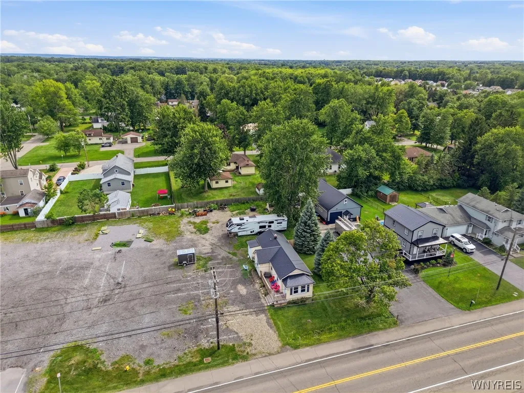 5099 Big Tree Road, Orchard Park, New York 14127, Orchard Park, New York 14127, 2 Bedrooms Bedrooms, 6 Rooms Rooms,2 BathroomsBathrooms,Residential,For Sale,5099 Big Tree Road, Orchard Park, New York 14127,0,B1697110