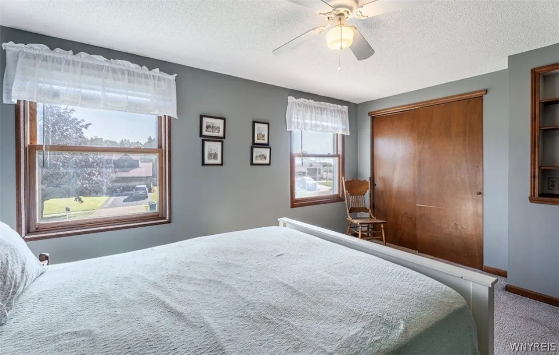 3544 Heatherwood Drive, Hamburg, New York 14075, Hamburg, New York 14075, 3 Bedrooms Bedrooms, 8 Rooms Rooms,2 BathroomsBathrooms,Residential,For Sale,3544 Heatherwood Drive, Hamburg, New York 14075,0,B1691688