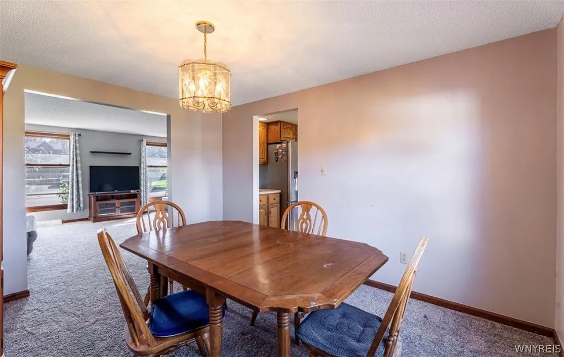 3544 Heatherwood Drive, Hamburg, New York 14075, Hamburg, New York 14075, 3 Bedrooms Bedrooms, 8 Rooms Rooms,2 BathroomsBathrooms,Residential,For Sale,3544 Heatherwood Drive, Hamburg, New York 14075,0,B1691688