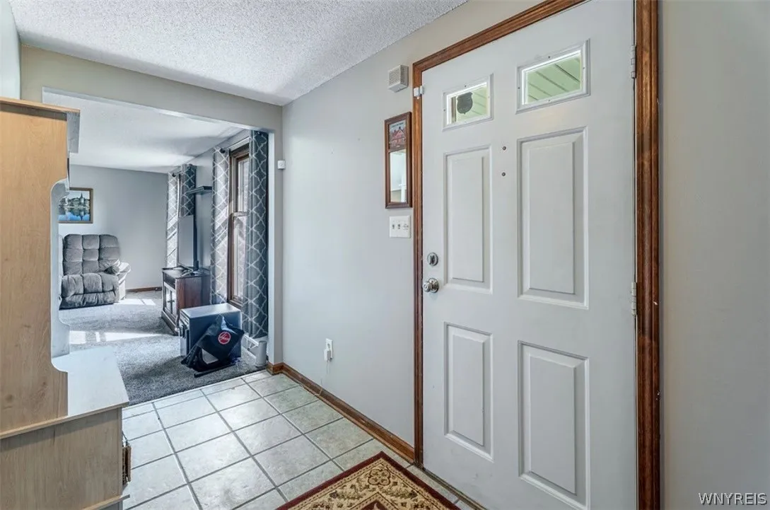 3544 Heatherwood Drive, Hamburg, New York 14075, Hamburg, New York 14075, 3 Bedrooms Bedrooms, 8 Rooms Rooms,2 BathroomsBathrooms,Residential,For Sale,3544 Heatherwood Drive, Hamburg, New York 14075,0,B1691688