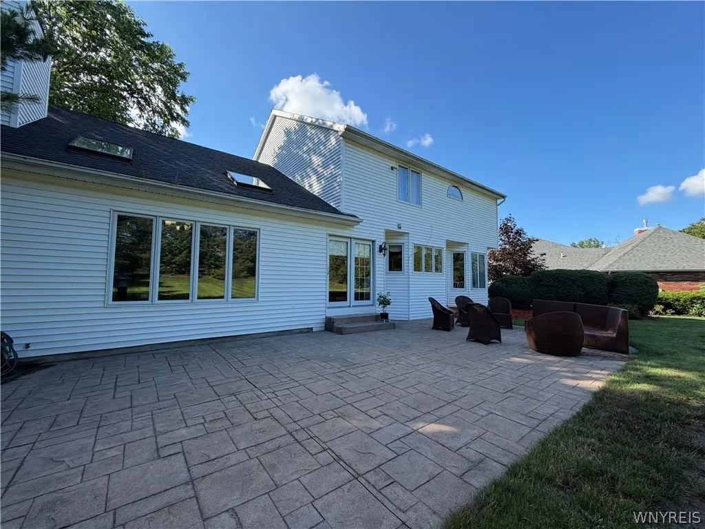 5545 Country Club Lane, Hamburg, New York 14075, Hamburg, New York 14075, 3 Bedrooms Bedrooms, 7 Rooms Rooms,2 BathroomsBathrooms,Residential,For Sale,5545 Country Club Lane, Hamburg, New York 14075,0,B1696456