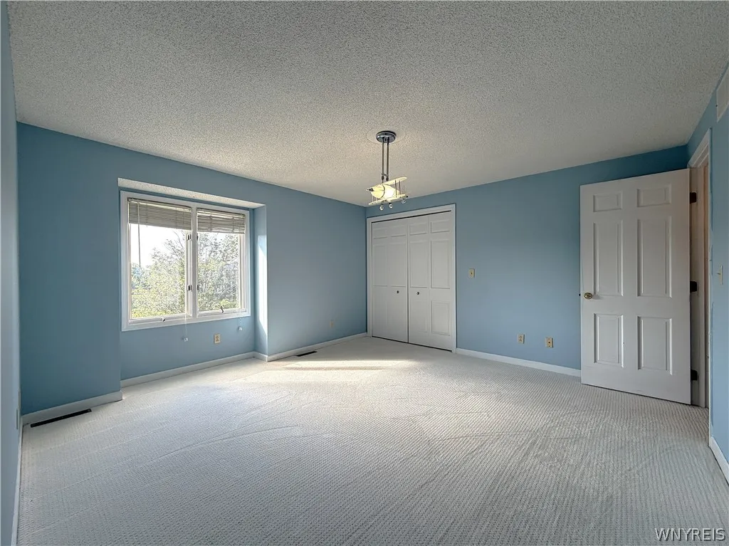 5545 Country Club Lane, Hamburg, New York 14075, Hamburg, New York 14075, 3 Bedrooms Bedrooms, 7 Rooms Rooms,2 BathroomsBathrooms,Residential,For Sale,5545 Country Club Lane, Hamburg, New York 14075,0,B1696456