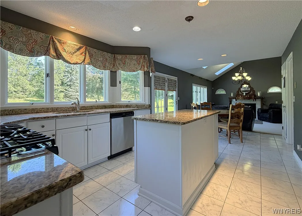 5545 Country Club Lane, Hamburg, New York 14075, Hamburg, New York 14075, 3 Bedrooms Bedrooms, 7 Rooms Rooms,2 BathroomsBathrooms,Residential,For Sale,5545 Country Club Lane, Hamburg, New York 14075,0,B1696456