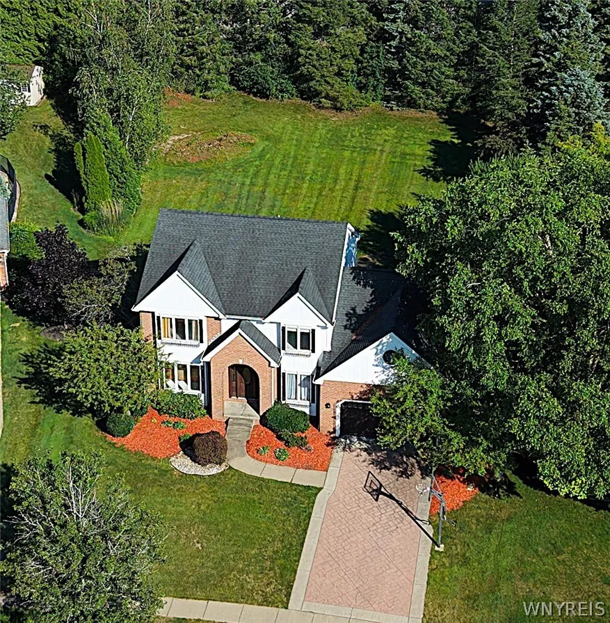 5545 Country Club Lane, Hamburg, New York 14075, Hamburg, New York 14075, 3 Bedrooms Bedrooms, 7 Rooms Rooms,2 BathroomsBathrooms,Residential,For Sale,5545 Country Club Lane, Hamburg, New York 14075,0,B1696456