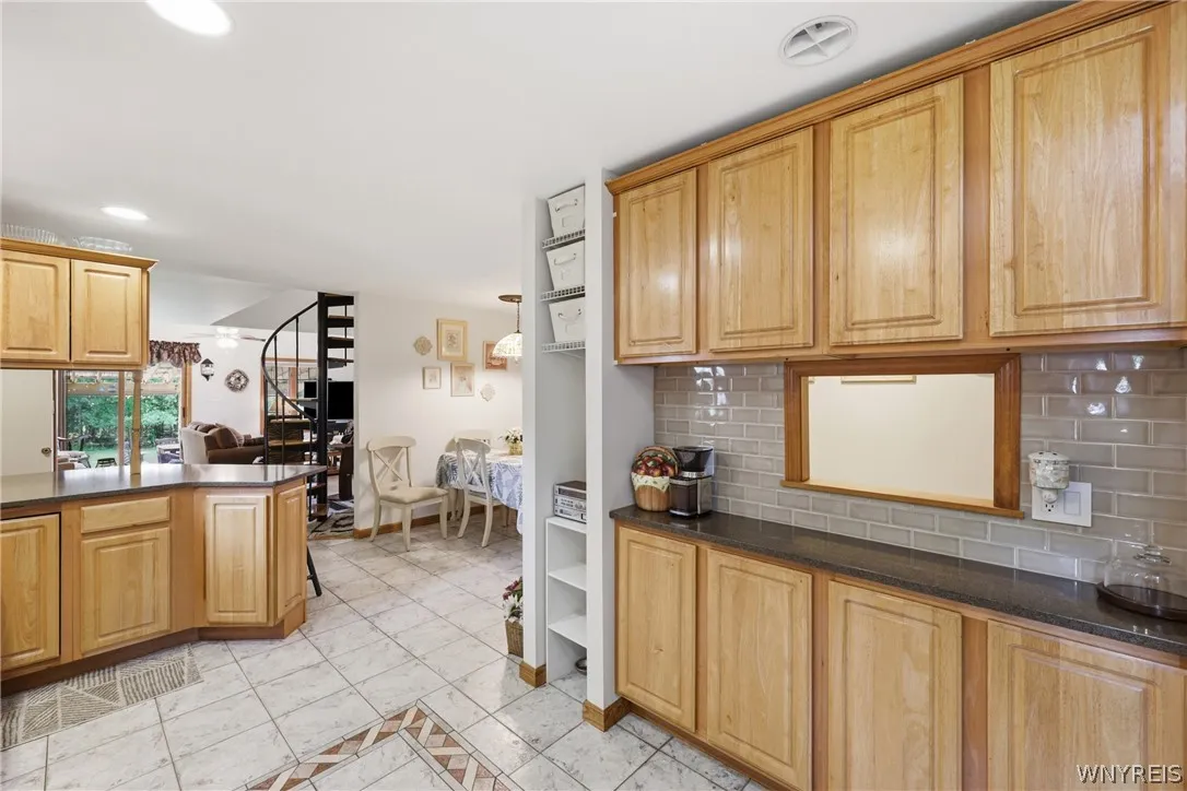 5224 Old Goodrich Road, Clarence, New York 14031, Clarence, New York 14031, 4 Bedrooms Bedrooms, 7 Rooms Rooms,2 BathroomsBathrooms,Residential,For Sale,5224 Old Goodrich Road, Clarence, New York 14031,0,B1696758