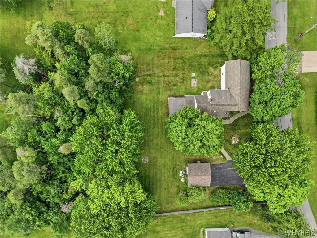 5224 Old Goodrich Road, Clarence, New York 14031, Clarence, New York 14031, 4 Bedrooms Bedrooms, 7 Rooms Rooms,2 BathroomsBathrooms,Residential,For Sale,5224 Old Goodrich Road, Clarence, New York 14031,0,B1696758