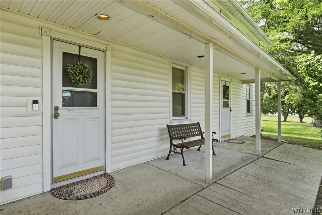 5224 Old Goodrich Road, Clarence, New York 14031, Clarence, New York 14031, 4 Bedrooms Bedrooms, 7 Rooms Rooms,2 BathroomsBathrooms,Residential,For Sale,5224 Old Goodrich Road, Clarence, New York 14031,0,B1696758
