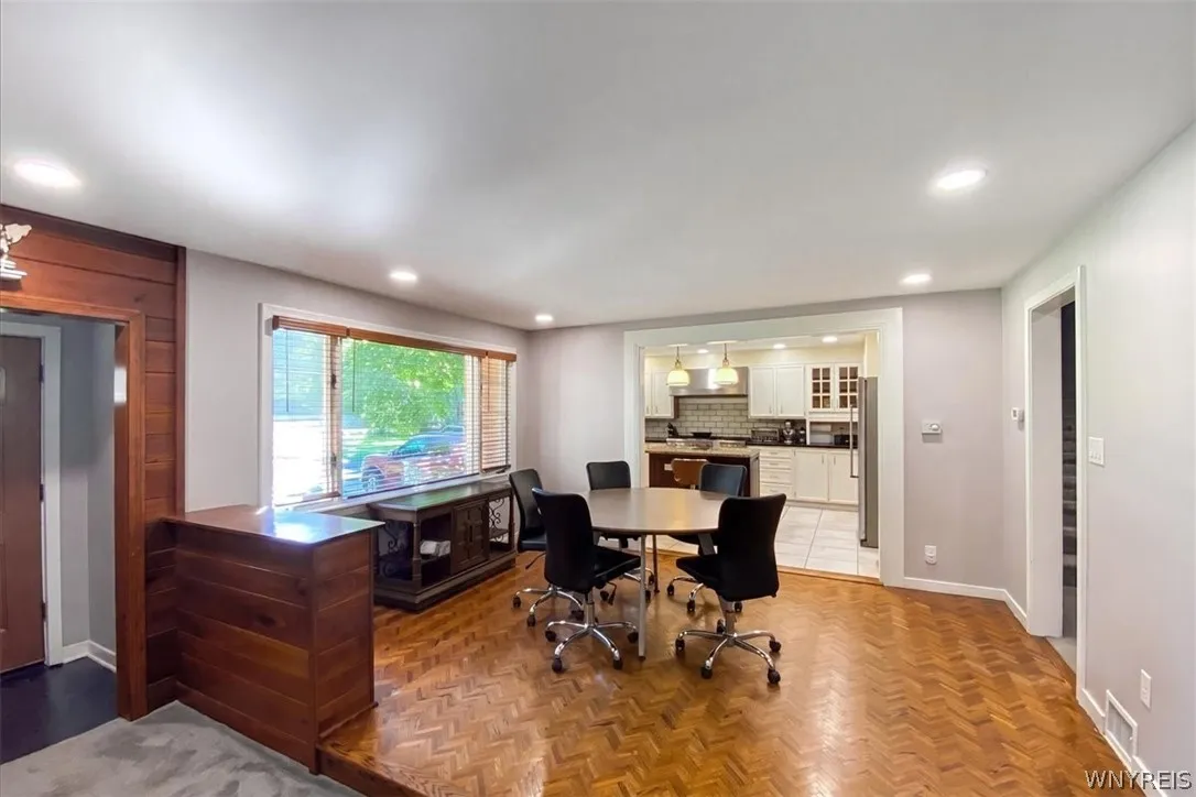 Formal dining room