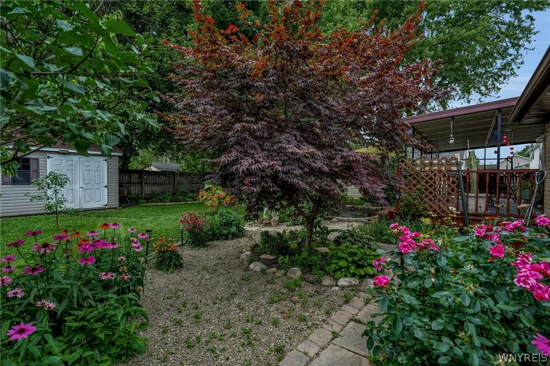 4066 Bond Street, Hamburg, New York 14219, Hamburg, New York 14219, 3 Bedrooms Bedrooms, 6 Rooms Rooms,1 BathroomBathrooms,Residential,For Sale,4066 Bond Street, Hamburg, New York 14219,0,B1696751