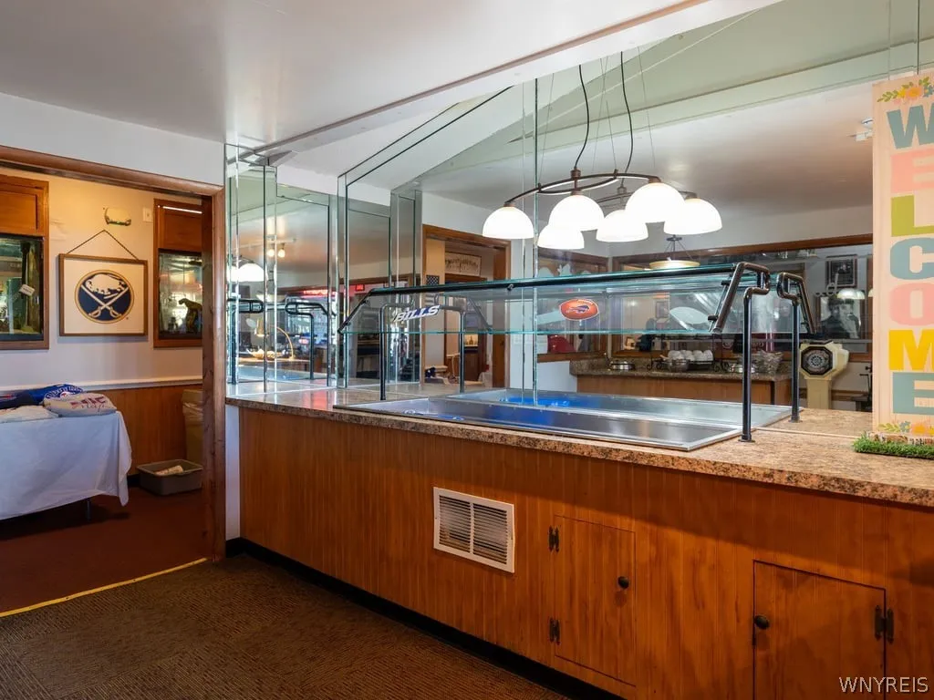 4300 Abbott Road, Orchard Park, New York 14127, Orchard Park, New York 14127, ,Commercial Sale,For Sale,4300 Abbott Road, Orchard Park, New York 14127,0,B1696078