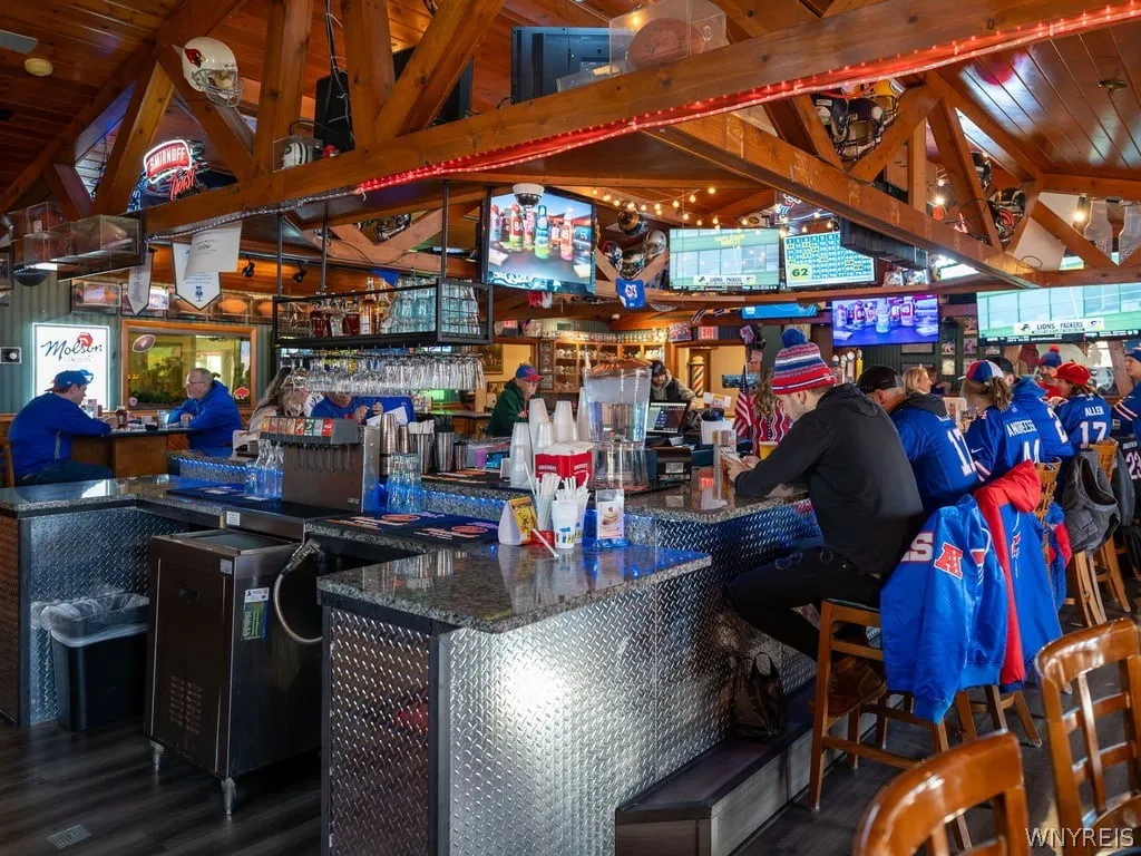 4300 Abbott Road, Orchard Park, New York 14127, Orchard Park, New York 14127, ,Commercial Sale,For Sale,4300 Abbott Road, Orchard Park, New York 14127,0,B1696078
