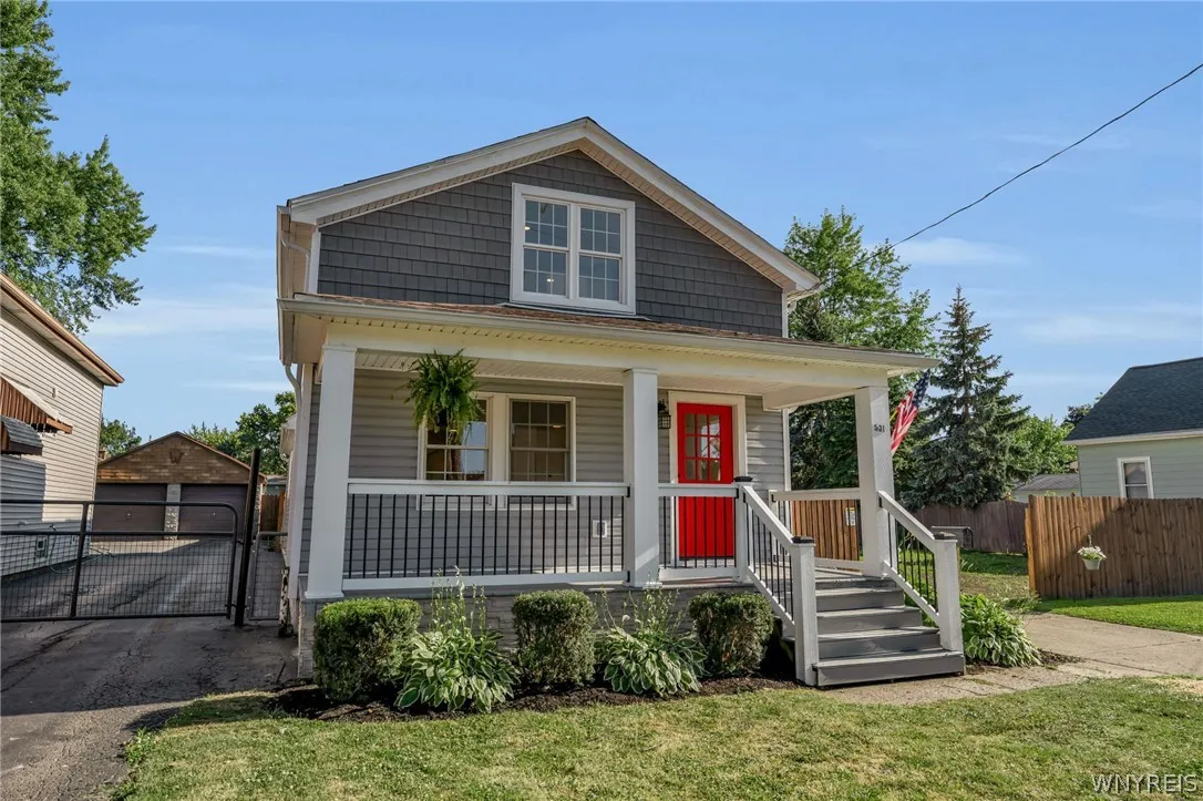 531 Marilla Street, Buffalo, New York 14220, Buffalo, New York 14220, 3 Bedrooms Bedrooms, 7 Rooms Rooms,2 BathroomsBathrooms,Residential,For Sale,531 Marilla Street, Buffalo, New York 14220,0,B1697166