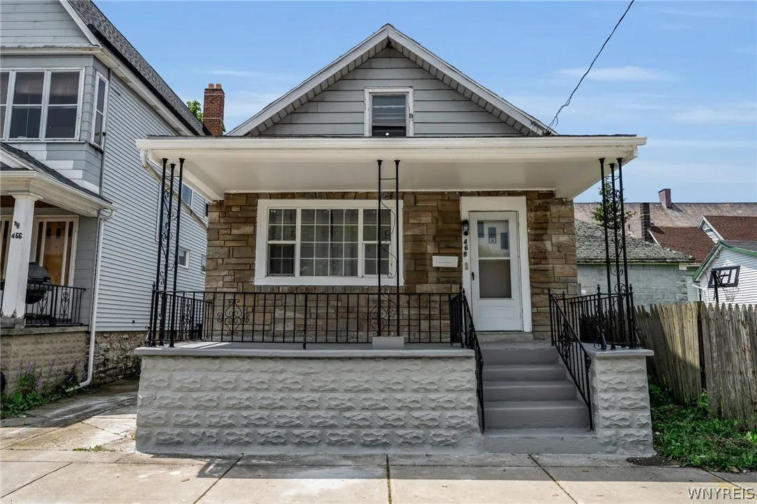 468 Plymouth Avenue, Buffalo, New York 14213, Buffalo, New York 14213, 3 Bedrooms Bedrooms, 5 Rooms Rooms,1 BathroomBathrooms,Residential,For Sale,468 Plymouth Avenue, Buffalo, New York 14213,0,B1696098