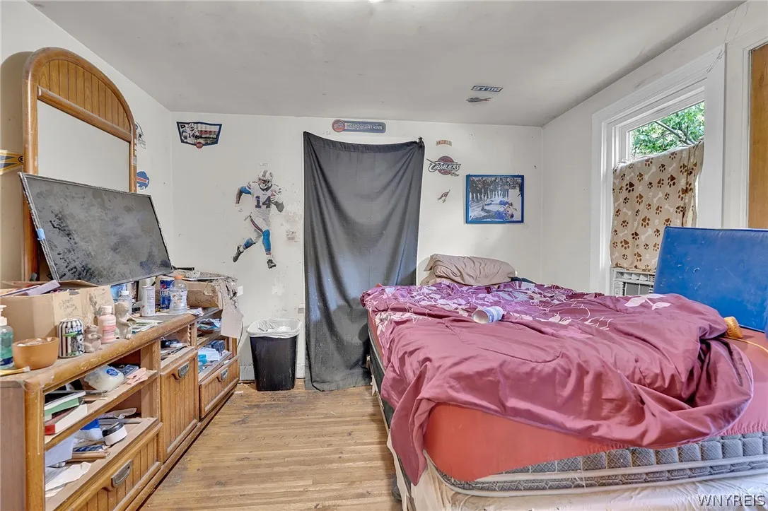 95 Victory Avenue, Hamburg, New York 14075, Hamburg, New York 14075, 3 Bedrooms Bedrooms, 6 Rooms Rooms,1 BathroomBathrooms,Residential,For Sale,95 Victory Avenue, Hamburg, New York 14075,0,B1697263