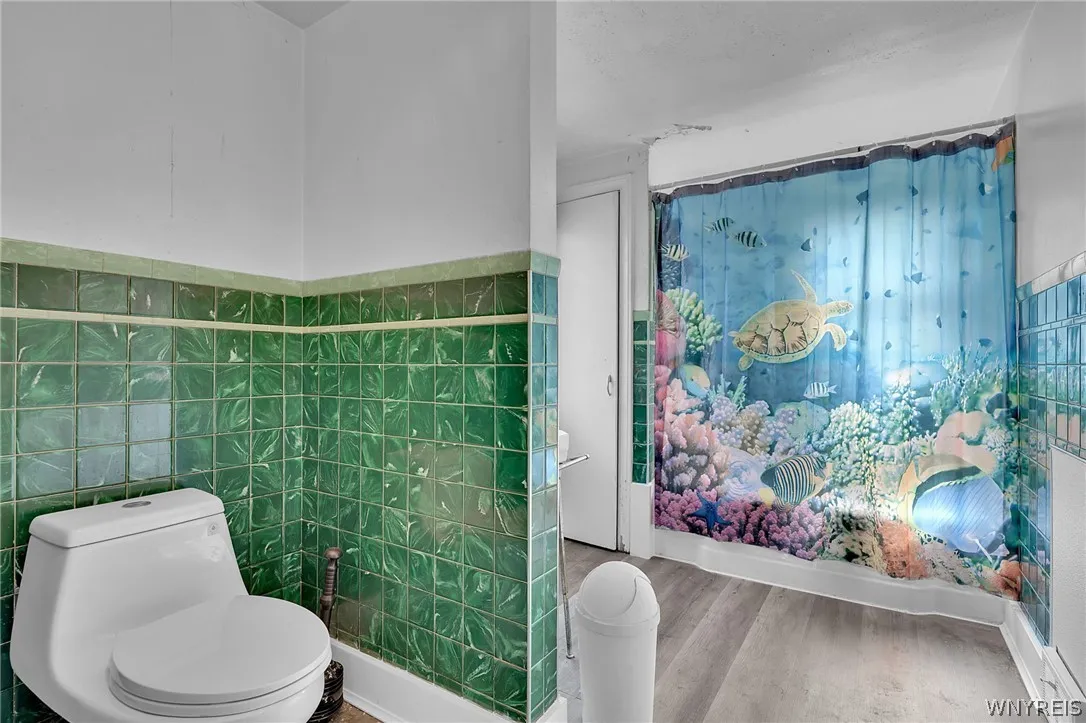 95 Victory Avenue, Hamburg, New York 14075, Hamburg, New York 14075, 3 Bedrooms Bedrooms, 6 Rooms Rooms,1 BathroomBathrooms,Residential,For Sale,95 Victory Avenue, Hamburg, New York 14075,0,B1697263