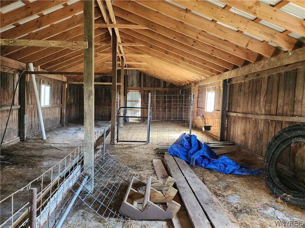 6097 Seufert Road, Orchard Park, New York 14127, Orchard Park, New York 14127, 3 Bedrooms Bedrooms, 10 Rooms Rooms,2 BathroomsBathrooms,Residential,For Sale,6097 Seufert Road, Orchard Park, New York 14127,0,B1697410