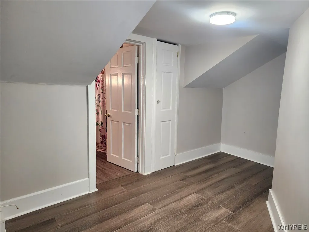 6097 Seufert Road, Orchard Park, New York 14127, Orchard Park, New York 14127, 3 Bedrooms Bedrooms, 10 Rooms Rooms,2 BathroomsBathrooms,Residential,For Sale,6097 Seufert Road, Orchard Park, New York 14127,0,B1697410