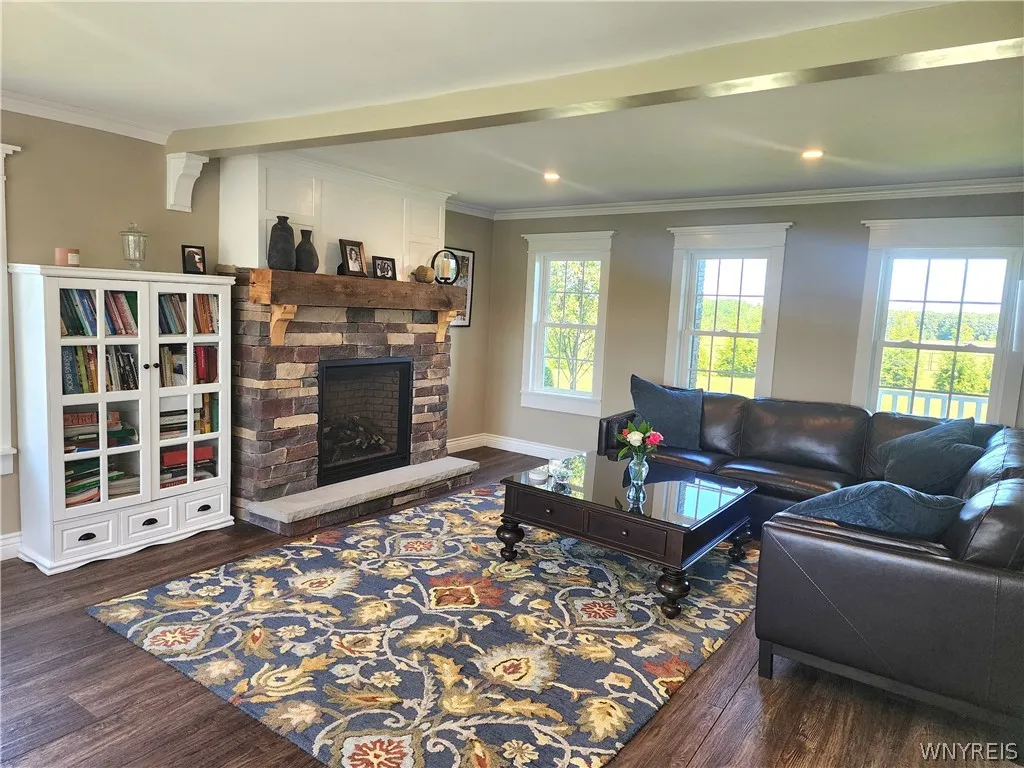 6097 Seufert Road, Orchard Park, New York 14127, Orchard Park, New York 14127, 3 Bedrooms Bedrooms, 10 Rooms Rooms,2 BathroomsBathrooms,Residential,For Sale,6097 Seufert Road, Orchard Park, New York 14127,0,B1697410