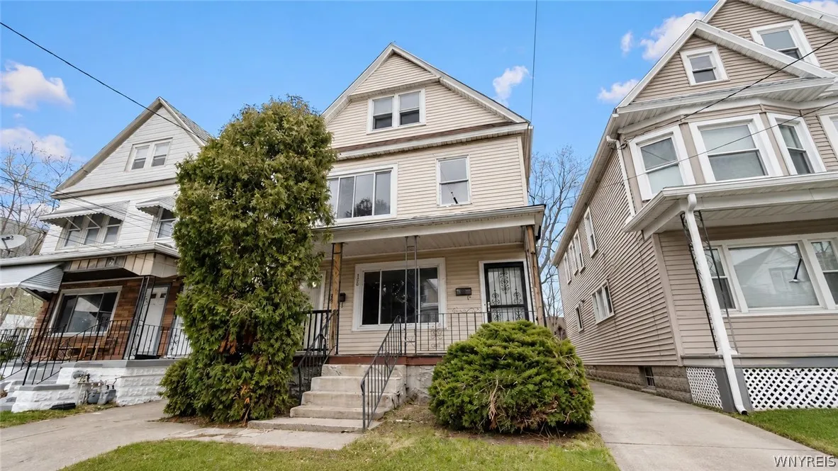 123 Peter Street, Buffalo, New York 14207, Buffalo, New York 14207, 5 Bedrooms Bedrooms, ,3 BathroomsBathrooms,Residential,For Sale,123 Peter Street, Buffalo, New York 14207,0,B1696999