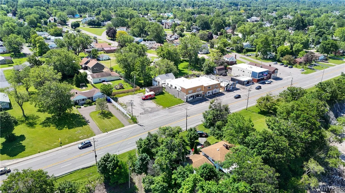 4467-4473 Lake Shore Road, Hamburg, New York 14075, Hamburg, New York 14075, ,Commercial Sale,For Sale,4467-4473 Lake Shore Road, Hamburg, New York 14075,0,B1697369
