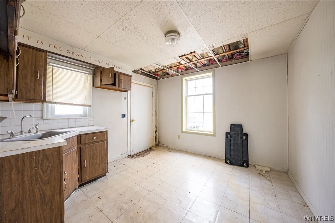 4467-4473 Lake Shore Road, Hamburg, New York 14075, Hamburg, New York 14075, ,Commercial Sale,For Sale,4467-4473 Lake Shore Road, Hamburg, New York 14075,0,B1697369