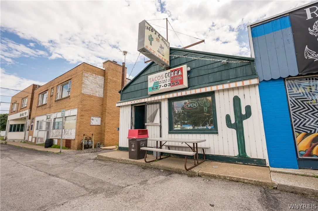 4467-4473 Lake Shore Road, Hamburg, New York 14075, Hamburg, New York 14075, ,Commercial Sale,For Sale,4467-4473 Lake Shore Road, Hamburg, New York 14075,0,B1697369