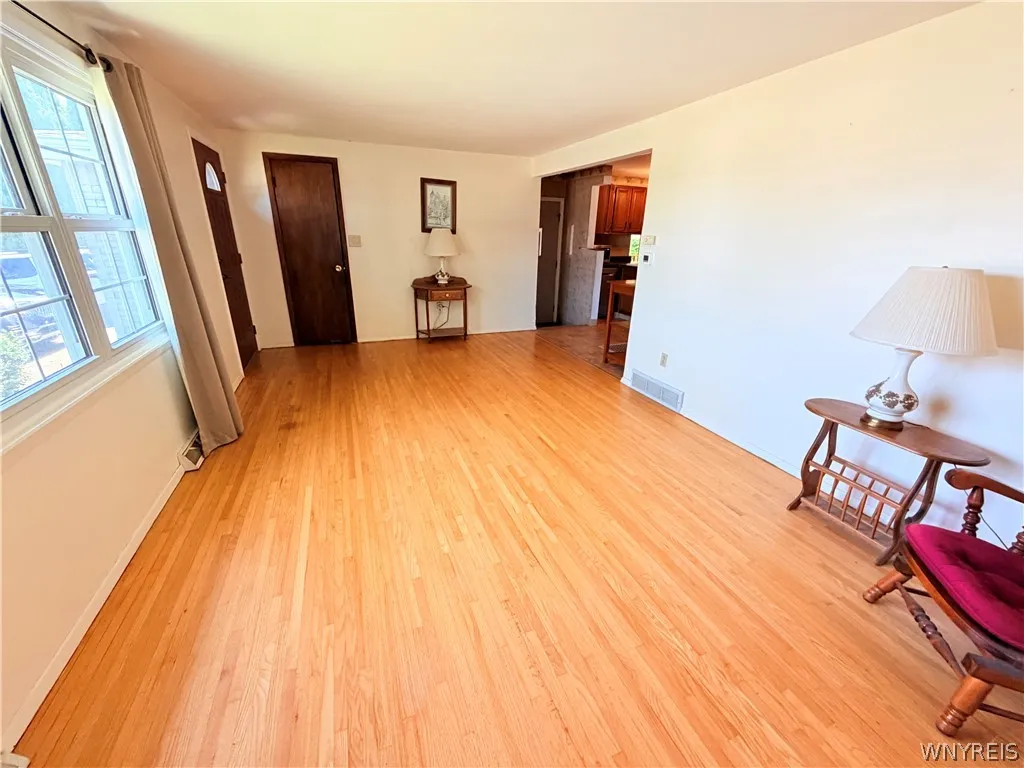 3920 Brian Court, Hamburg, New York 14075, Hamburg, New York 14075, 3 Bedrooms Bedrooms, 7 Rooms Rooms,1 BathroomBathrooms,Residential,For Sale,3920 Brian Court, Hamburg, New York 14075,0,B1697475