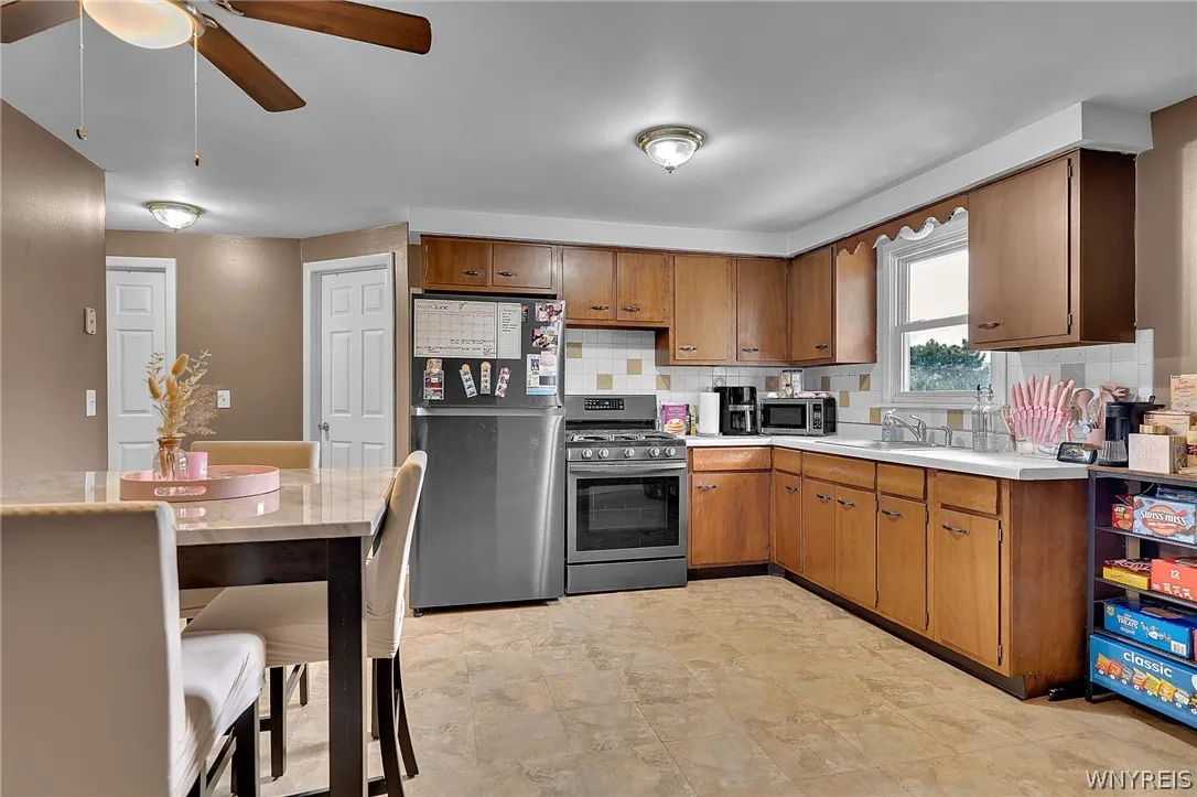 55 South Ogden Street, Buffalo, New York 14210, Buffalo, New York 14210, 6 Bedrooms Bedrooms, ,2 BathroomsBathrooms,Residential,For Sale,55 South Ogden Street, Buffalo, New York 14210,0,B1697479
