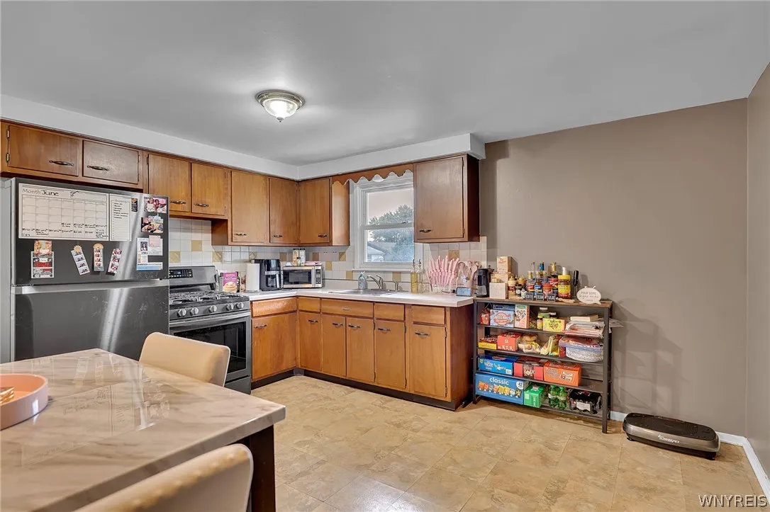 55 South Ogden Street, Buffalo, New York 14210, Buffalo, New York 14210, 6 Bedrooms Bedrooms, ,2 BathroomsBathrooms,Residential,For Sale,55 South Ogden Street, Buffalo, New York 14210,0,B1697479