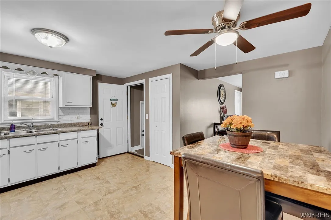 55 South Ogden Street, Buffalo, New York 14210, Buffalo, New York 14210, 6 Bedrooms Bedrooms, ,2 BathroomsBathrooms,Residential,For Sale,55 South Ogden Street, Buffalo, New York 14210,0,B1697479