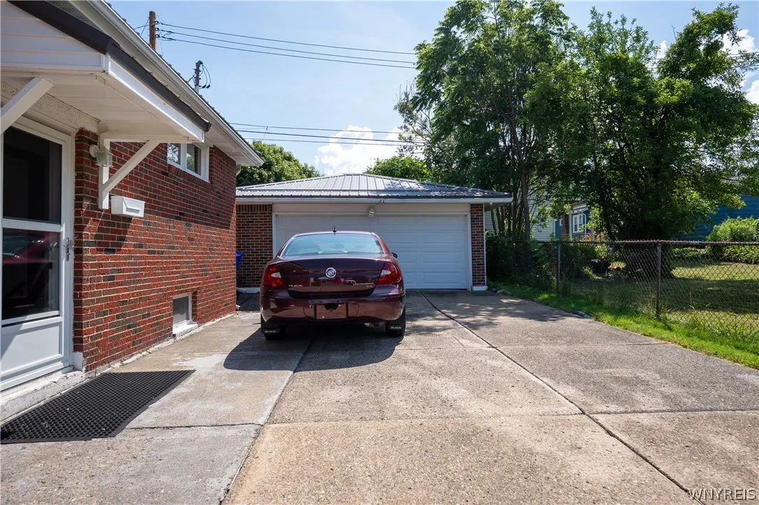 3689 Wabash Avenue, Hamburg, New York 14219, Hamburg, New York 14219, 3 Bedrooms Bedrooms, 7 Rooms Rooms,1 BathroomBathrooms,Residential,For Sale,3689 Wabash Avenue, Hamburg, New York 14219,0,B1696815
