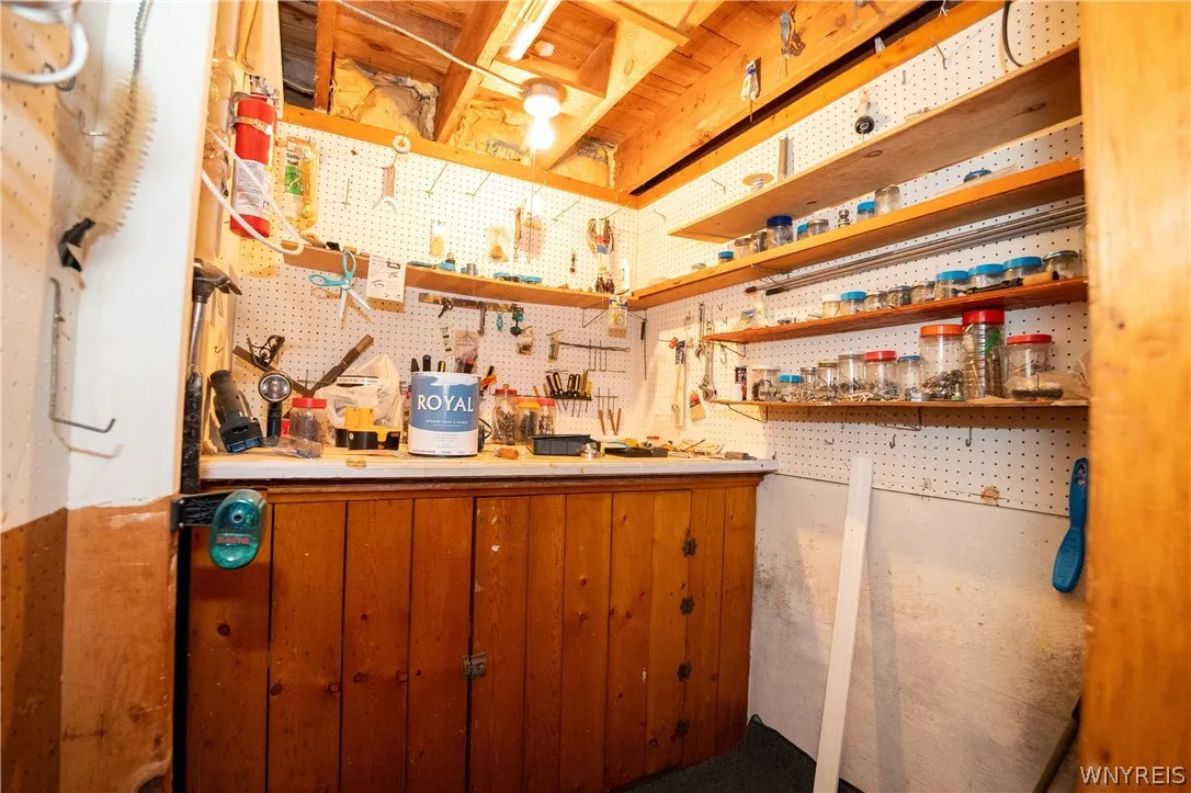 3689 Wabash Avenue, Hamburg, New York 14219, Hamburg, New York 14219, 3 Bedrooms Bedrooms, 7 Rooms Rooms,1 BathroomBathrooms,Residential,For Sale,3689 Wabash Avenue, Hamburg, New York 14219,0,B1696815