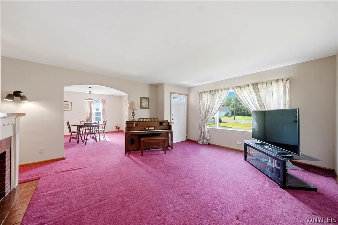 7304 Michael Road, Orchard Park, New York 14127, Orchard Park, New York 14127, 3 Bedrooms Bedrooms, 7 Rooms Rooms,1 BathroomBathrooms,Residential,For Sale,7304 Michael Road, Orchard Park, New York 14127,0,B1693672