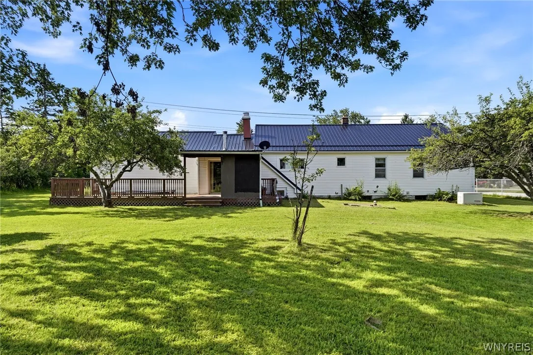 7304 Michael Road, Orchard Park, New York 14127, Orchard Park, New York 14127, 3 Bedrooms Bedrooms, 7 Rooms Rooms,1 BathroomBathrooms,Residential,For Sale,7304 Michael Road, Orchard Park, New York 14127,0,B1693672