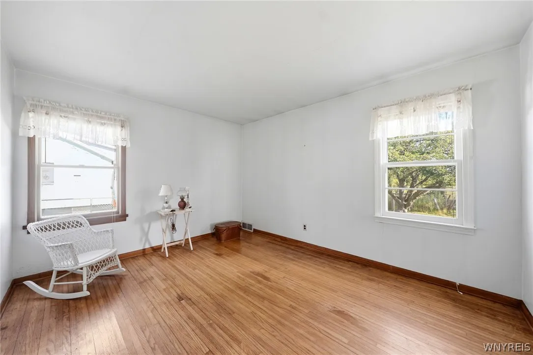 7304 Michael Road, Orchard Park, New York 14127, Orchard Park, New York 14127, 3 Bedrooms Bedrooms, 7 Rooms Rooms,1 BathroomBathrooms,Residential,For Sale,7304 Michael Road, Orchard Park, New York 14127,0,B1693672