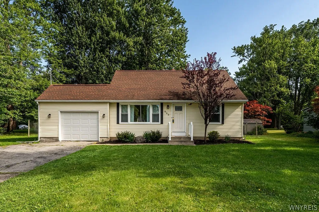 966 Dodge Road, Amherst, New York 14068, Amherst, New York 14068, 3 Bedrooms Bedrooms, 8 Rooms Rooms,1 BathroomBathrooms,Residential,For Sale,966 Dodge Road, Amherst, New York 14068,0,B1697646