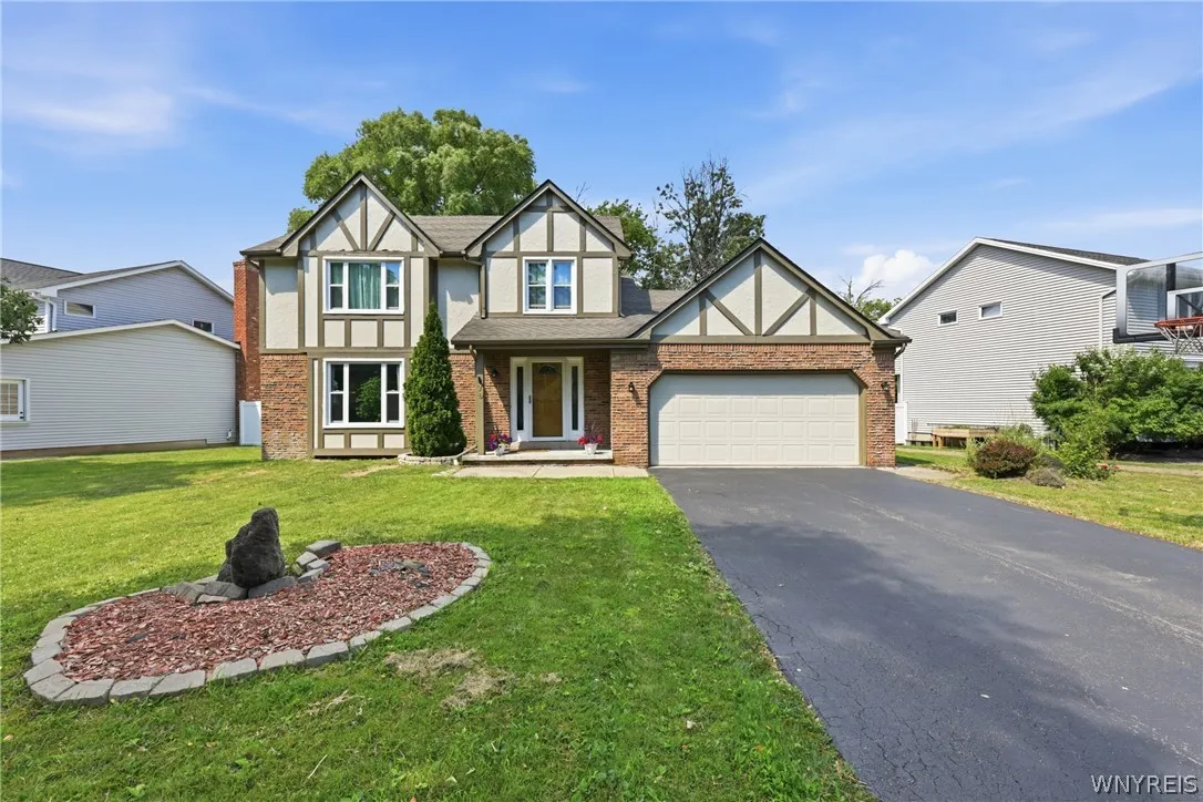 79 Bywater Drive, Amherst, New York 14068, Amherst, New York 14068, 3 Bedrooms Bedrooms, 9 Rooms Rooms,2 BathroomsBathrooms,Residential,For Sale,79 Bywater Drive, Amherst, New York 14068,0,B1697618