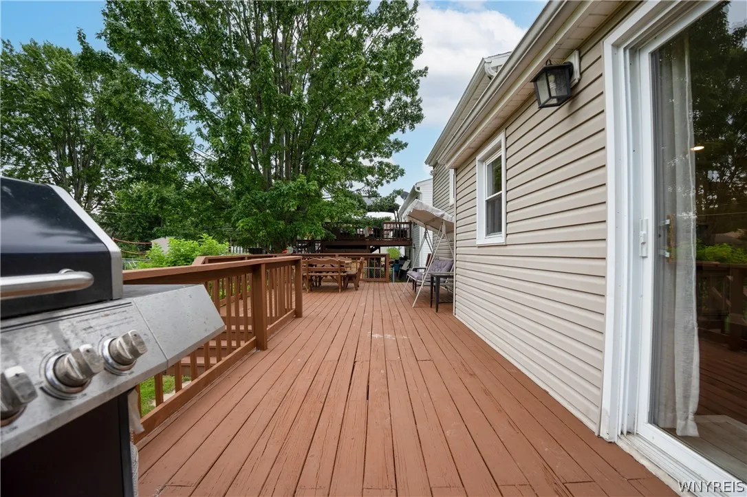 4252 Glenwillow Drive, Hamburg, New York 14075, Hamburg, New York 14075, 3 Bedrooms Bedrooms, 7 Rooms Rooms,1 BathroomBathrooms,Residential,For Sale,4252 Glenwillow Drive, Hamburg, New York 14075,0,B1696132