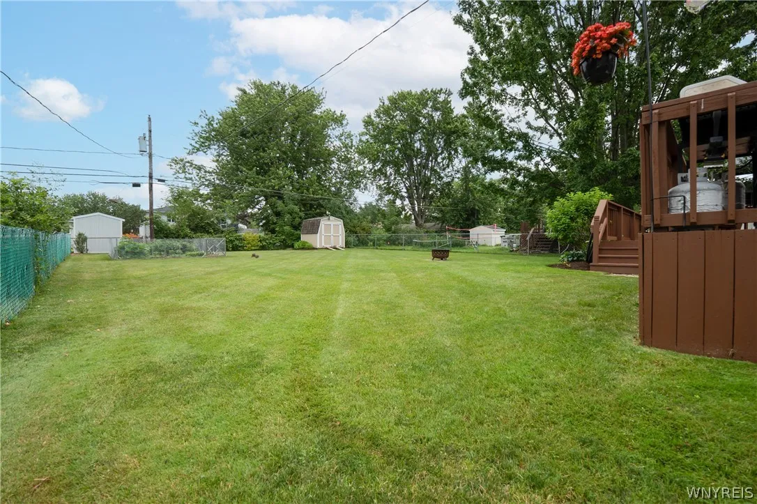 4252 Glenwillow Drive, Hamburg, New York 14075, Hamburg, New York 14075, 3 Bedrooms Bedrooms, 7 Rooms Rooms,1 BathroomBathrooms,Residential,For Sale,4252 Glenwillow Drive, Hamburg, New York 14075,0,B1696132
