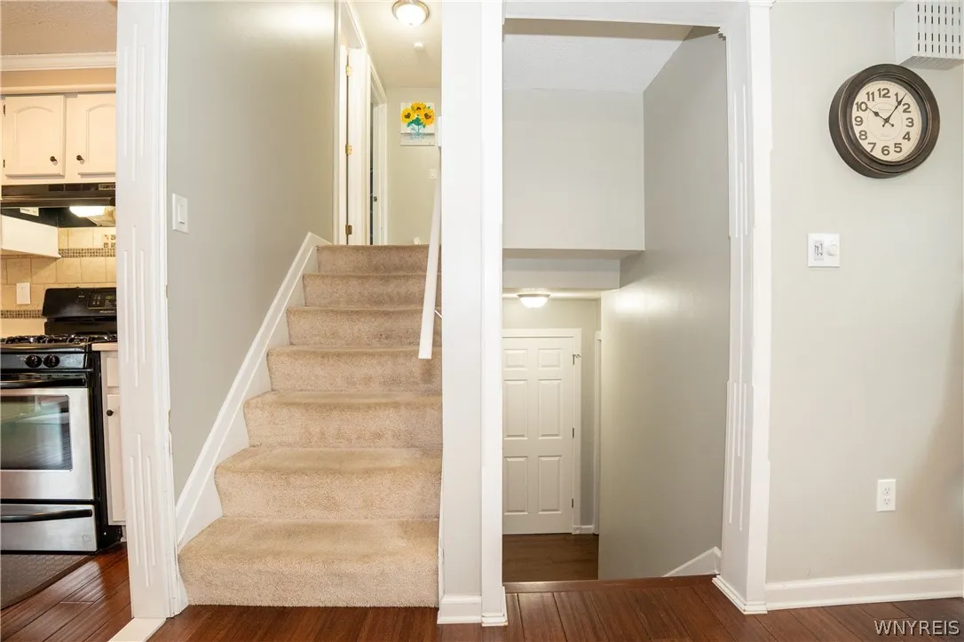 4252 Glenwillow Drive, Hamburg, New York 14075, Hamburg, New York 14075, 3 Bedrooms Bedrooms, 7 Rooms Rooms,1 BathroomBathrooms,Residential,For Sale,4252 Glenwillow Drive, Hamburg, New York 14075,0,B1696132
