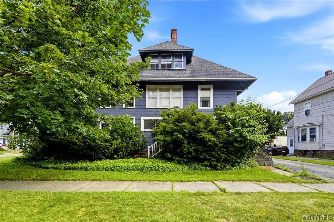 116 Clinton Street, Tonawanda, New York 14150, Tonawanda, New York 14150, 5 Bedrooms Bedrooms, ,3 BathroomsBathrooms,Residential,For Sale,116 Clinton Street, Tonawanda, New York 14150,0,B1695516