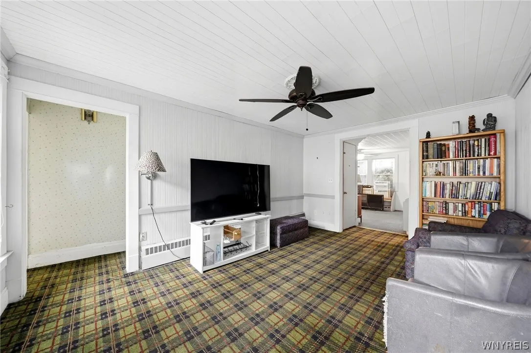 116 Clinton Street, Tonawanda, New York 14150, Tonawanda, New York 14150, 5 Bedrooms Bedrooms, ,3 BathroomsBathrooms,Residential,For Sale,116 Clinton Street, Tonawanda, New York 14150,0,B1695516