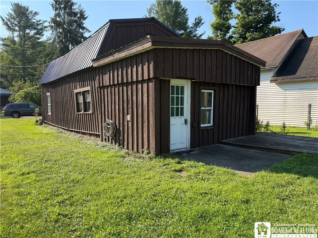 22 Olive Avenue, Busti, New York 14750, Busti, New York 14750, 2 Bedrooms Bedrooms, 7 Rooms Rooms,1 BathroomBathrooms,Residential,For Sale,22 Olive Avenue, Busti, New York 14750,0,R1697942
