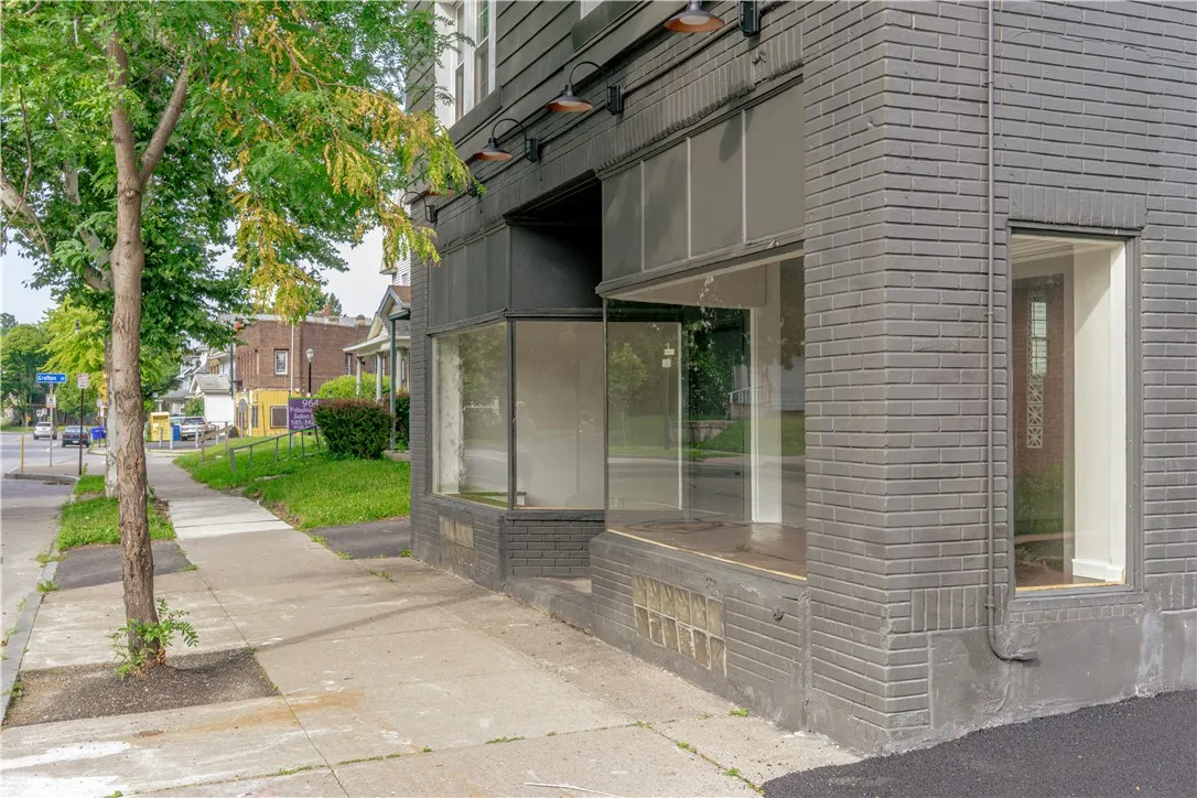 954 Portland Avenue, Rochester, New York 14621, Rochester, New York 14621, ,Commercial Sale,For Sale,954 Portland Avenue, Rochester, New York 14621,0,R1697877