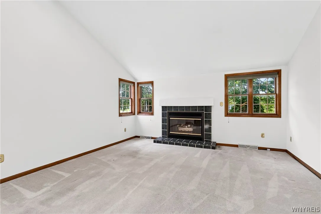 64 Hastings Drive, Orchard Park, New York 14217, Orchard Park, New York 14217, 3 Bedrooms Bedrooms, 6 Rooms Rooms,2 BathroomsBathrooms,Residential,For Sale,64 Hastings Drive, Orchard Park, New York 14217,0,B1695375
